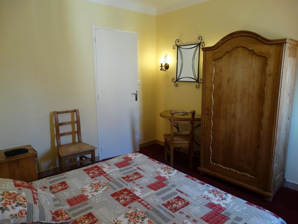 Hotel De France Béziers Kamer foto